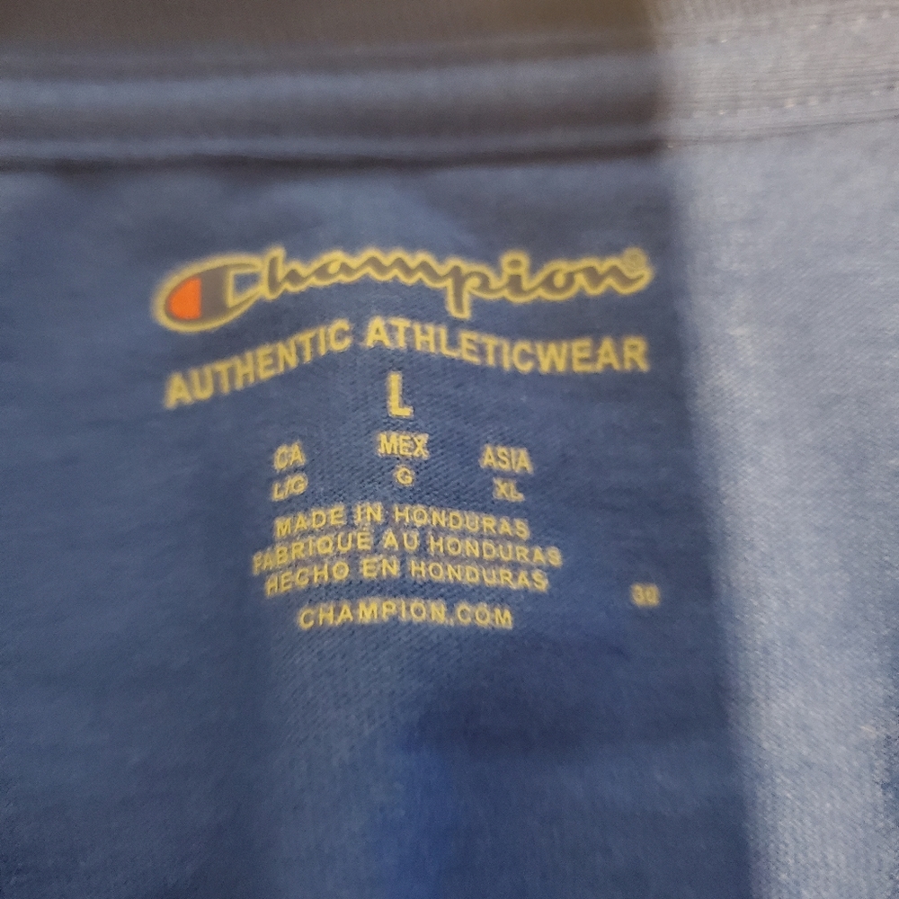Champion Tee - Picture 6 of 6